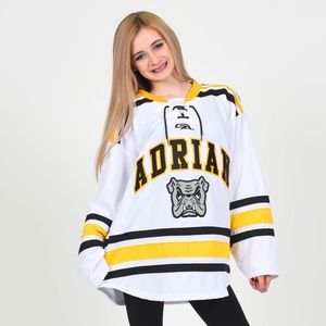 Meet your Posher, Delaney